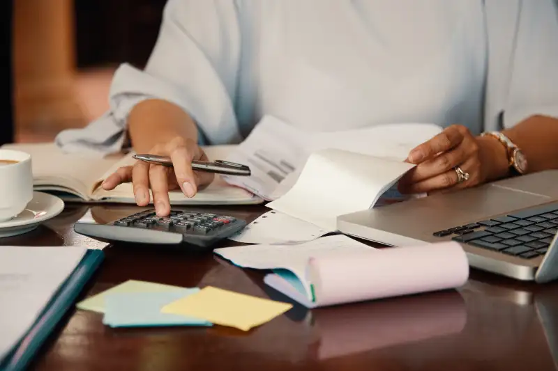 Track Expenses - How to Know Where Your Money Goes?