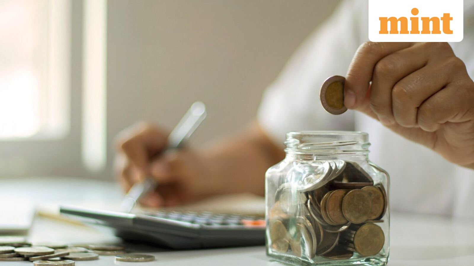 Startups and VCs race to digitize India's growing army of mutual fund distributors